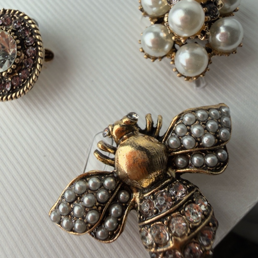 New Vintage classic 3x set Gold and Silver Brooch Set - Picture 6 of 7